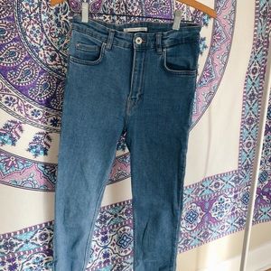 Zara Light Wash Skinny Jeans